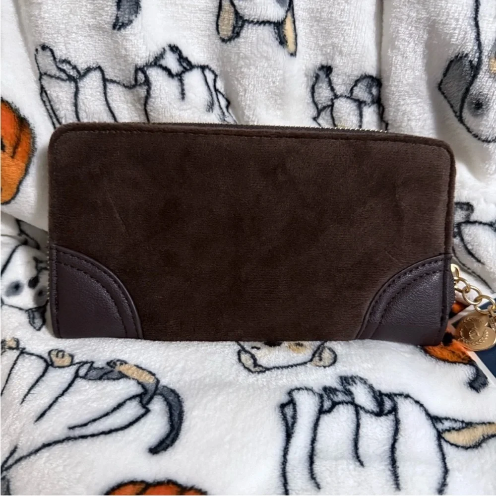 NWT The Key to Juicy Gusset Zip Around Wallet in Chocolate Brown - Picture 4 of 5